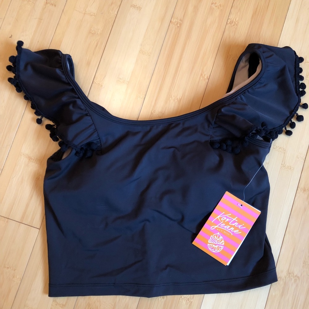 NWT Kortni Jeane black medium flounce swim top